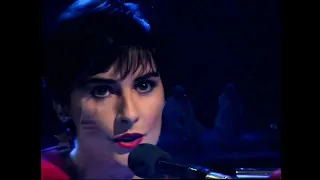 Enya - Book Of Days Live on Top of The Pops (1992)