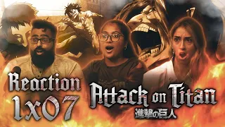 Attack on Titan DUB - 1x7 Small Blade - Group Reaction