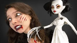 Transformación de una muñeca Monster High en Lady Dimitrescu