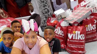 WE BOUGHT EVERYTHING IN WILKO 🎄FIRST CHRISTMAS SHOPPING| VLOGMAS DAY 1