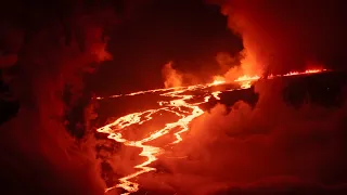 Tourists flock to see Hawaii's erupting volcano Mauna Loa