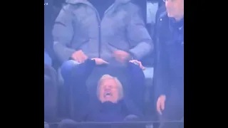 Oliver Kahn’s reaction to Dortmund’s late equalizer
