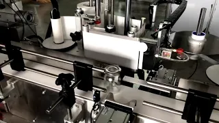 2 steps labeling machine