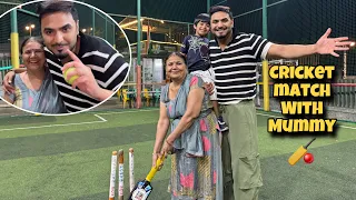 Playing Cricket With Mummy & Hriday 😍 First Time