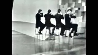 Les Parisiennes chantent "LES ZOZOS" en 1966