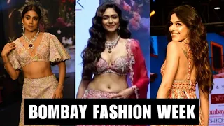 Stunning Mrunal Thakur beats Alaya F and Shriya Saran with her beauty, Watch How