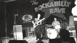 Pat Capocci,  Baby Sue, at The Rockabilly Rave 2013
