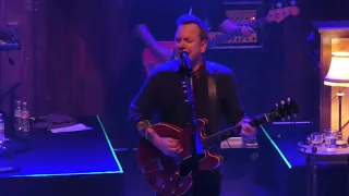 Kiefer Sutherland "Going Home" Live Paris 2022