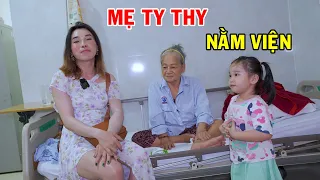 Mẹ nằm viện, Ty Thy và con gái đi thăm - Ty Thy Vlog Gỏi đu đủ