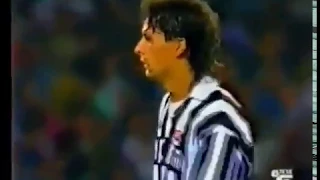 Roberto Baggio (Juventus) - 01/09/1990 - Napoli 5x1 Juventus - 1 gol