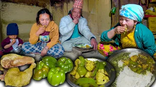 Capsicum and Chicken Mix recipe || Cookig & eating Video in village kitchen || rural life nepal