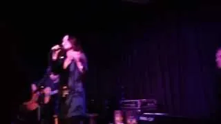 Liz Gillies - Give it Up (Live at Genghis Cohen)