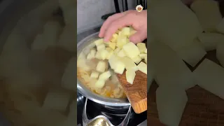 Рецепт на 1 января 🎄 Идеальный супчик после бурного застолья 🤤 Сохрани, чтобы не потерять 👍