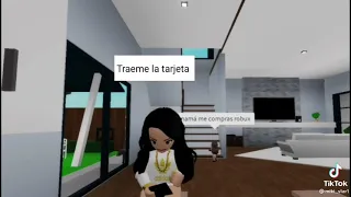 Cuando mi mamá  me compra robux XD