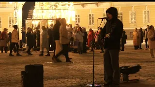 Песня Земфиры "Прости меня моя любовь" кавер- версия в исполнении уличных музыкантов.