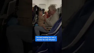 Three kind grandmas help mom get through 1st flight with screaming baby ❤️❤️