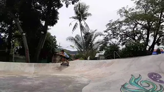 วิธีเล่นSurf Skate แบบลงBowl ll The Ampere