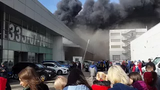 Пожар в Hyundai Рольф Спб приморский