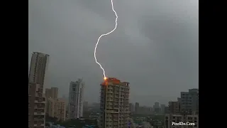 Mumbai Lightning Thunder Storm Fall Strike on Building Tower. Bijli Giri Building par.