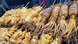 120 kg and sold out in 3 hours. Famous big size grilled squid - Thai Street Food