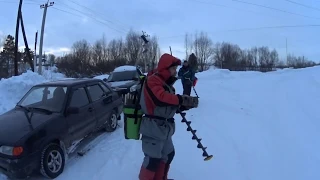 Рыбалка в Андреевке. Тренировка блеснилищиков по микро окуню. Основы ловли окуня зимой.