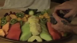 How to Make a Fruit Platter Like a Pro!
