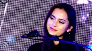 OLD FRIENDS (Jasmine Thompson | 2017 | Momentum Live MNL)