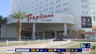 Tropicana Las Vegas resort closure looms, guests embrace memories