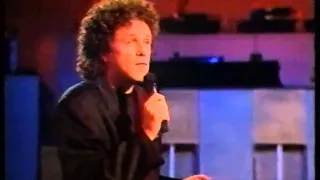 Leo Sayer - Love Hurts - Live 1989.