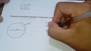 Diameter lingkaran yang memiliki keliling 132 cm adalah