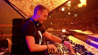 Armin van Buuren plays The Prodigy - Smack My Bitch Up @ Tomorrowland (Belgium) (28.07.2019)