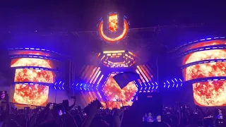 DJ Alesso at ULTRA MUSIC FESTIVAL MIAMI “Calling (Lose my mind) by Alesso & Sebastian Ingrosso