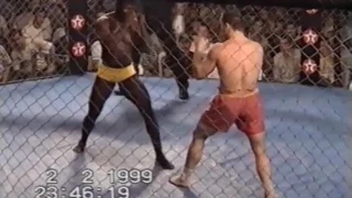 Кавказ Султанмагомедов VS Дуглас Силва (WVC 7 - World Vale Tudo Championship 7 - 02 февраль 1999)