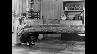 "I LOVE LUCY" - National Homemade Bread Day ("Pioneer Women")