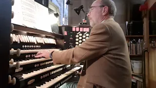 VIERNE Lied Op. 31 No 17 - Peter Dyke at Hereford Cathedral