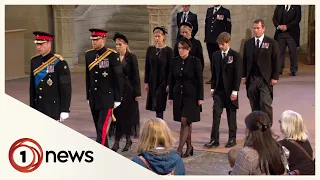 Queen’s grandchildren hold silent vigil beside her coffin