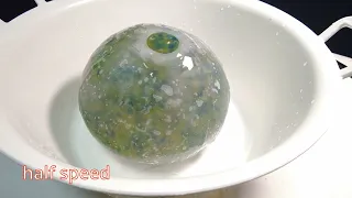 オービーズ1万個で氷の風船スクイーズ作ってみた I made an ice balloon squishy with 10,000 orbees