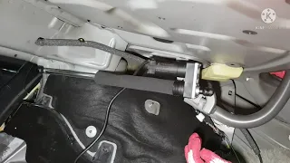 bmw f06 auto tailgate inside work video.