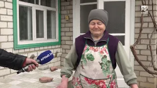 Табличка «Спасибо за Победу» украсила ворота блокадницы из станицы Зеленчукской