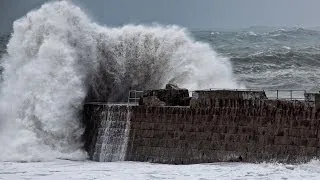 Massive Winter Storm on Cornwall North Coast