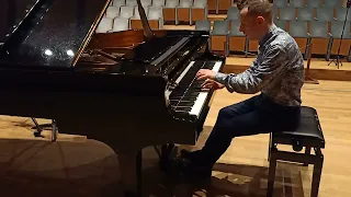 S. Rachmaninov “Prélude Op.23 No.7” – Emanuele Frenzilli, piano