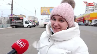 В Саранске началась продажа новогодних елей.