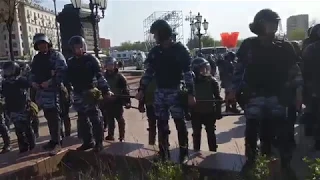 Так разгоняли митинг 'Он нам не царь' в Москве