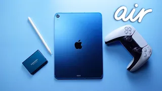 iPad Air 5 (M1) Walkthrough: How I Use My iPad! (Gaming, Photo Editing, & More!)