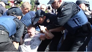 В Киеве перед Маршем равенства полиция задержала противника ЛГБТ