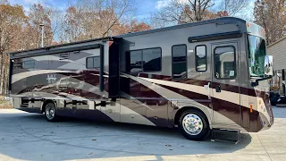 2008 WINNEBAGO JOURNEY 39Z. WELL ROUNDED BUS WITH A GORGEOUS INTERIOR. $87,500