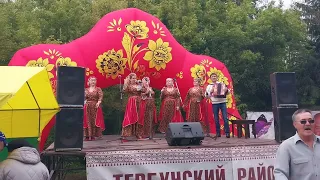 Мы казачки вольные.В.белоглазов и анс.Вера.