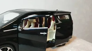 Модель машинки 1:24 Lexus