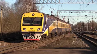 Электропоезд ЭР2Т-7114/7113 на ст. Огре / ER2T-7114/7113 EMU at Ogre station