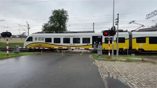 Smolec, ul. Główna, dolnośląskie, przejazd kolejowy, Railway crossing, [4K]